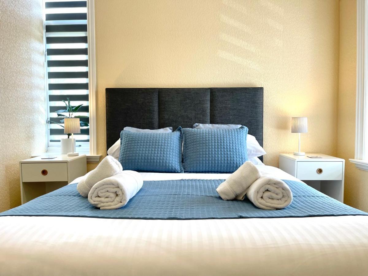 Modern Family Apartment Free Parking And Gym By Beach Bournemouth Exteriör bild