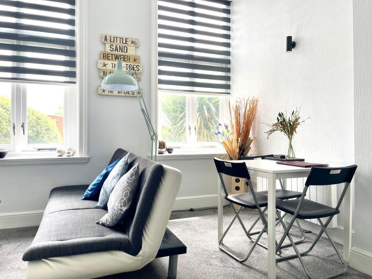 Modern Family Apartment Free Parking And Gym By Beach Bournemouth Exteriör bild
