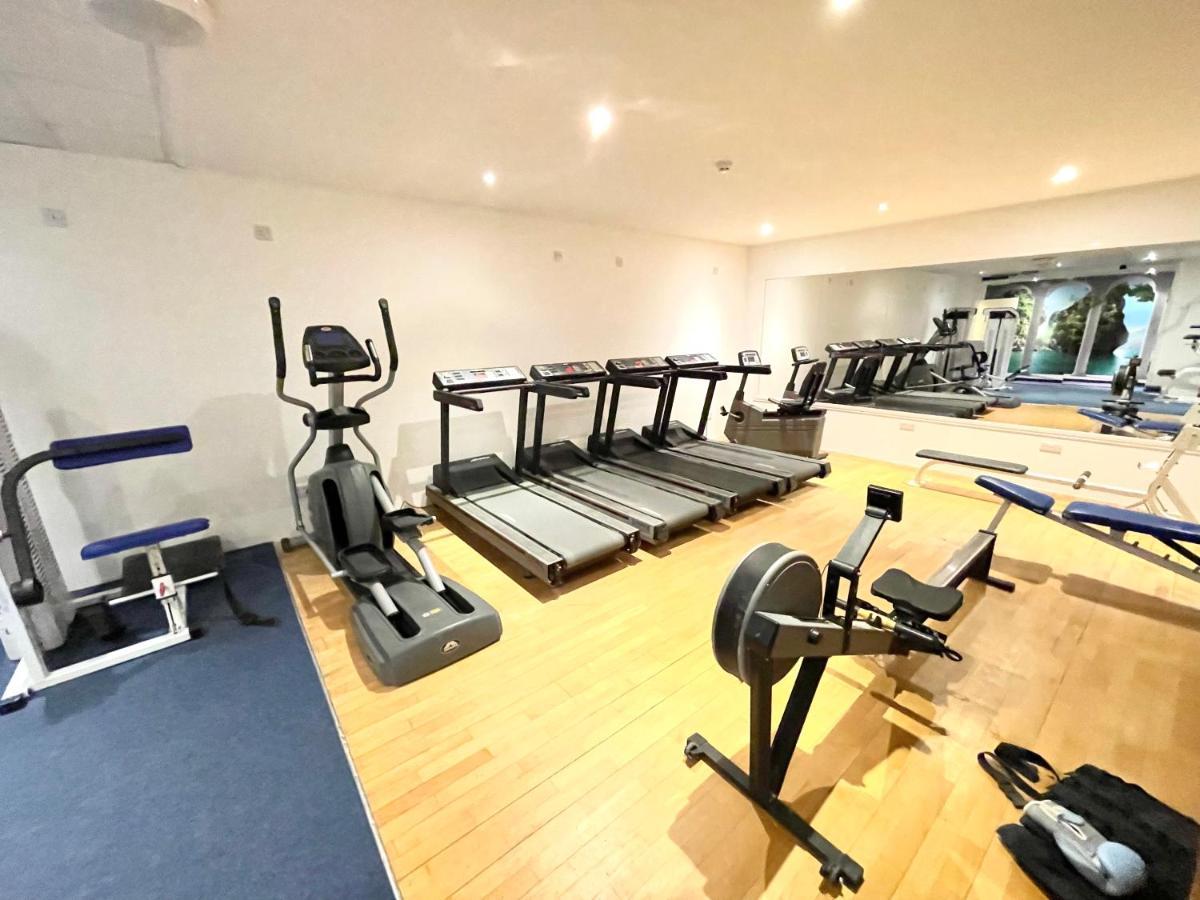 Modern Family Apartment Free Parking And Gym By Beach Bournemouth Exteriör bild