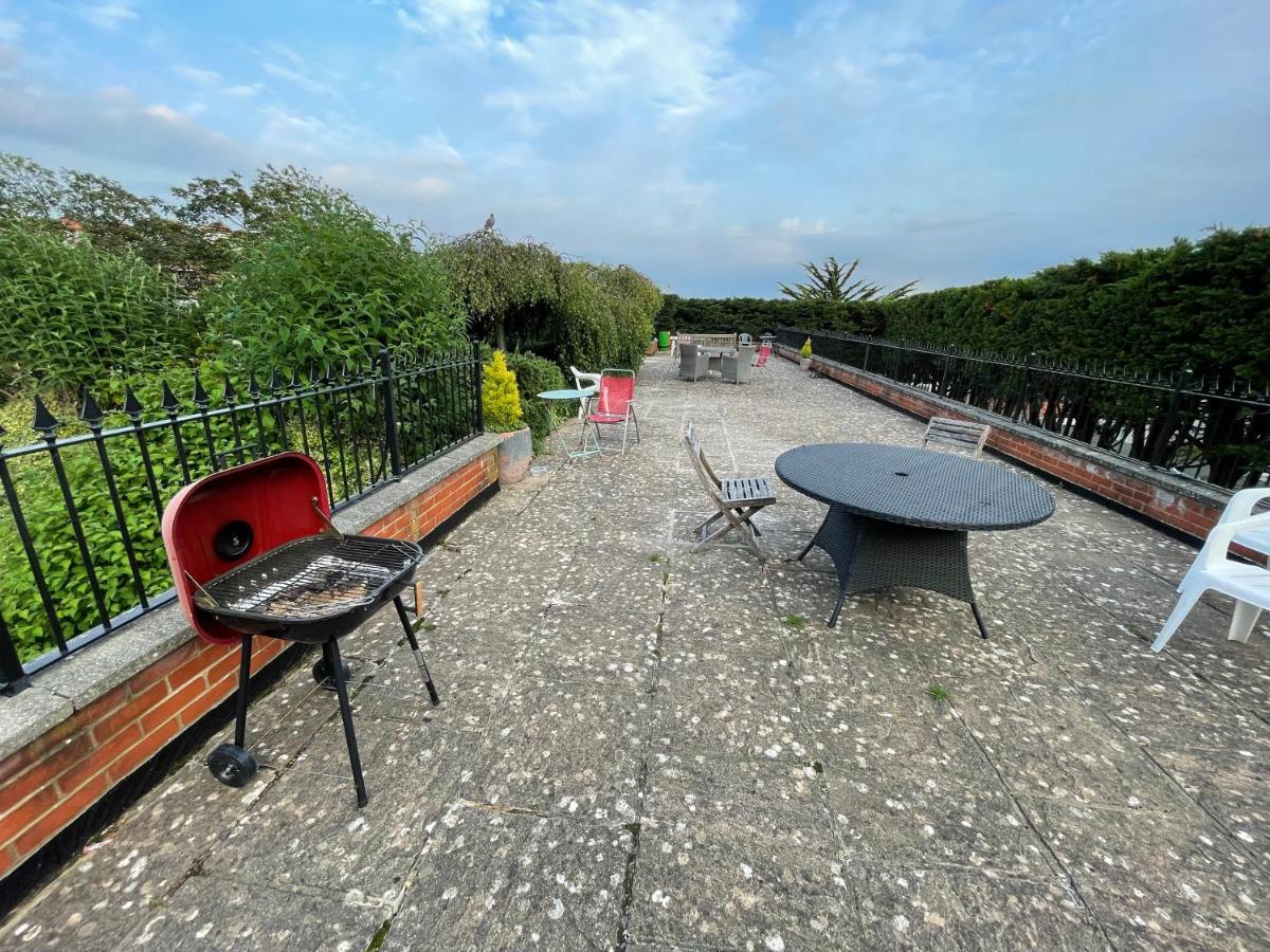 Modern Family Apartment Free Parking And Gym By Beach Bournemouth Exteriör bild