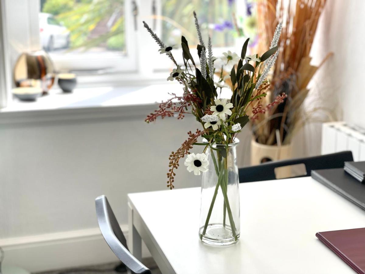 Modern Family Apartment Free Parking And Gym By Beach Bournemouth Exteriör bild