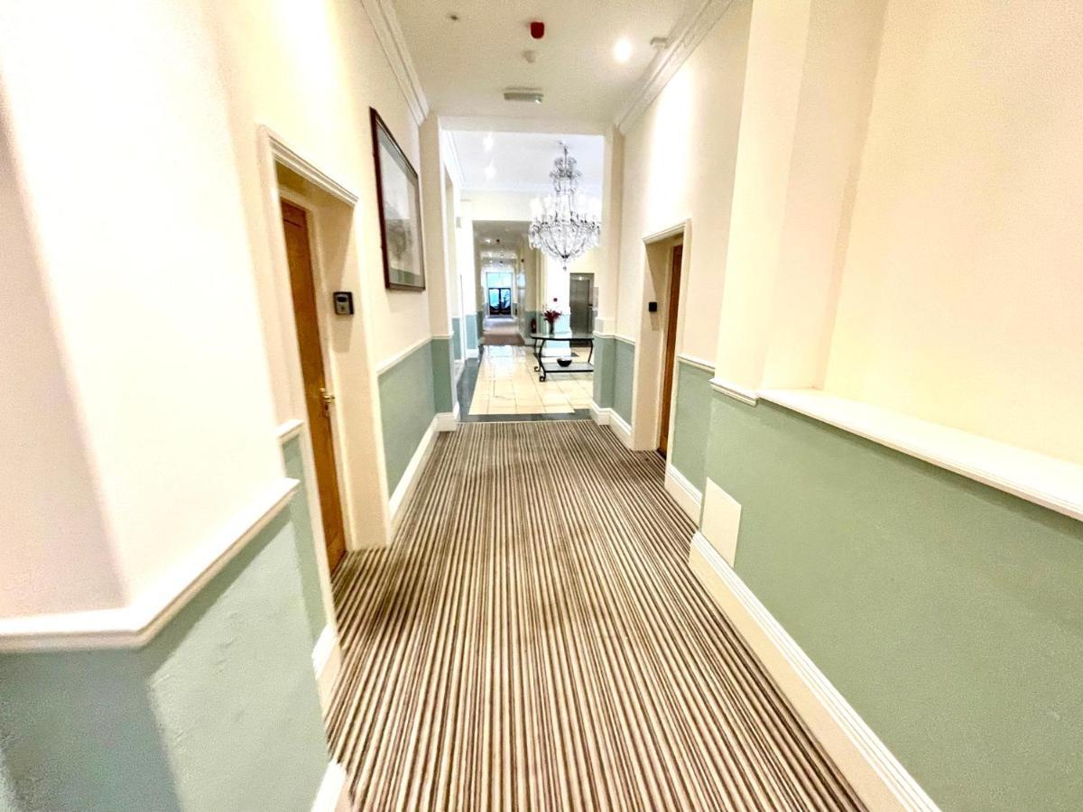 Modern Family Apartment Free Parking And Gym By Beach Bournemouth Exteriör bild