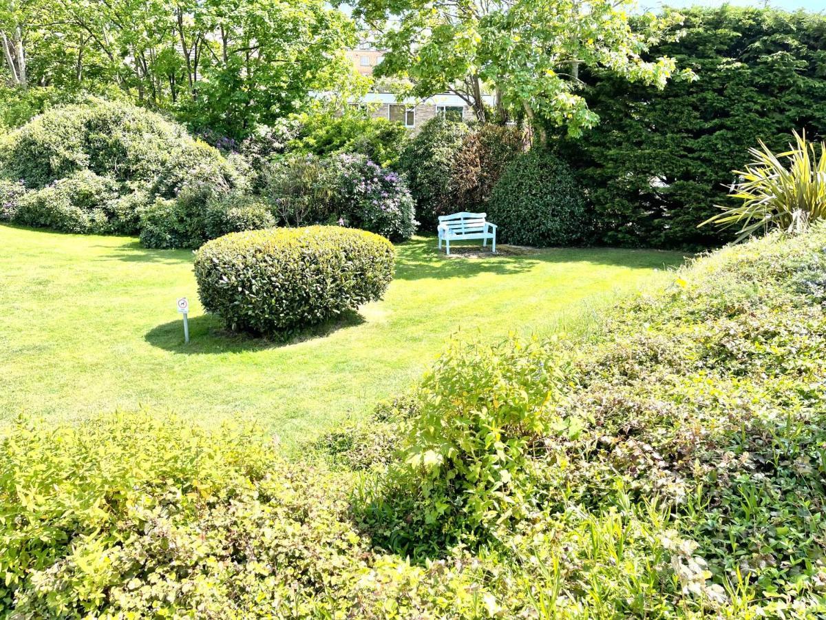 Modern Family Apartment Free Parking And Gym By Beach Bournemouth Exteriör bild