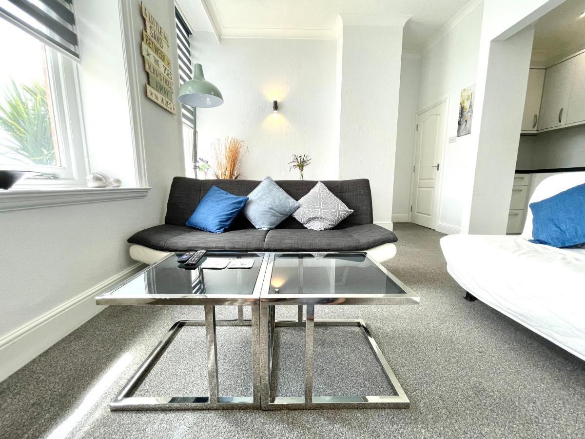 Modern Family Apartment Free Parking And Gym By Beach Bournemouth Exteriör bild